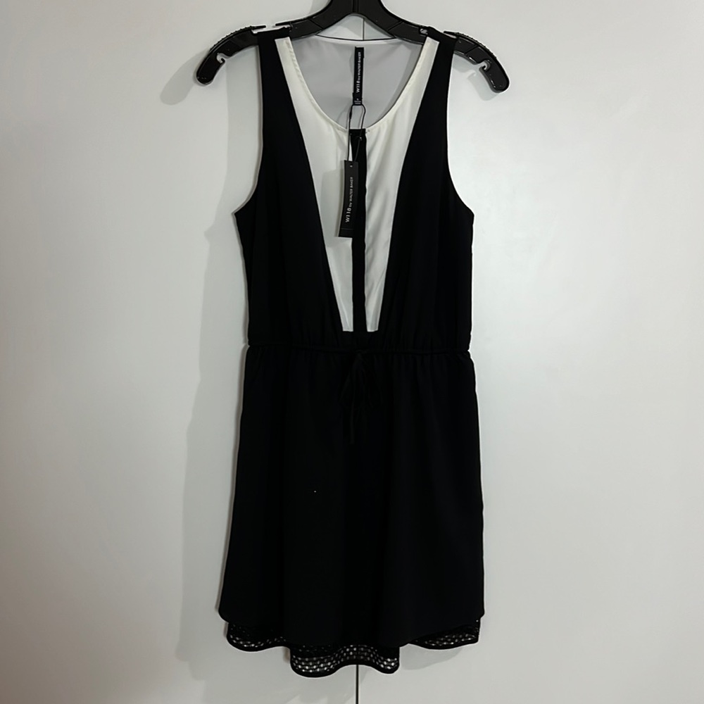W118 by Walter Baker Sleeveless straw string on waist lace bottom dress